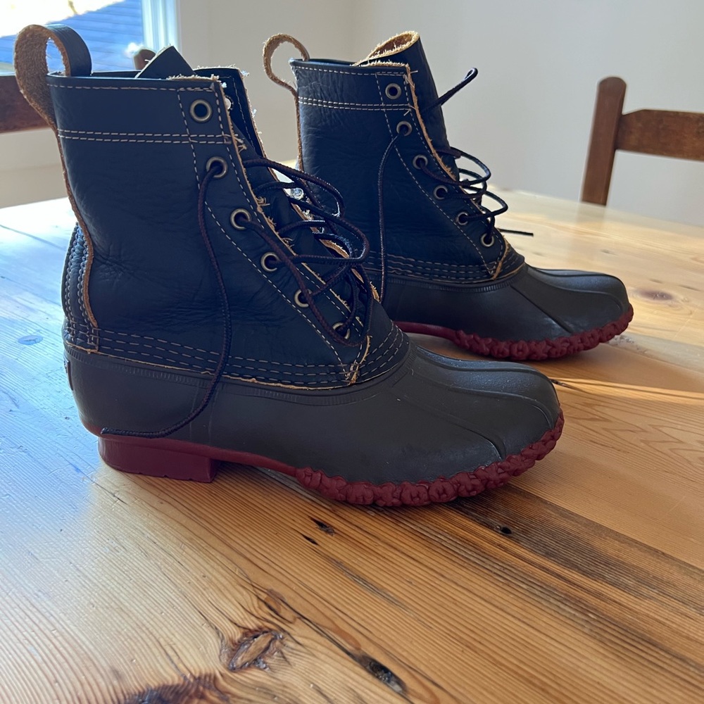 Women’s L.L. Bean 8” Bison Boots